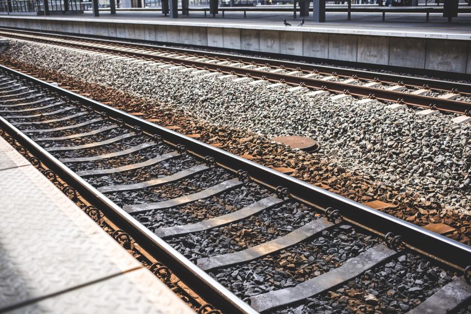 Infrastructură feroviară © Freestocks.org - CC0 1.0